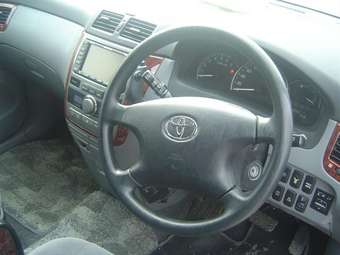 2001 Toyota Ipsum