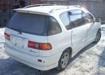 Toyota Ipsum