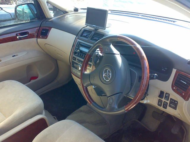 2001 Toyota Ipsum