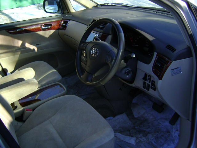 2001 Toyota Ipsum