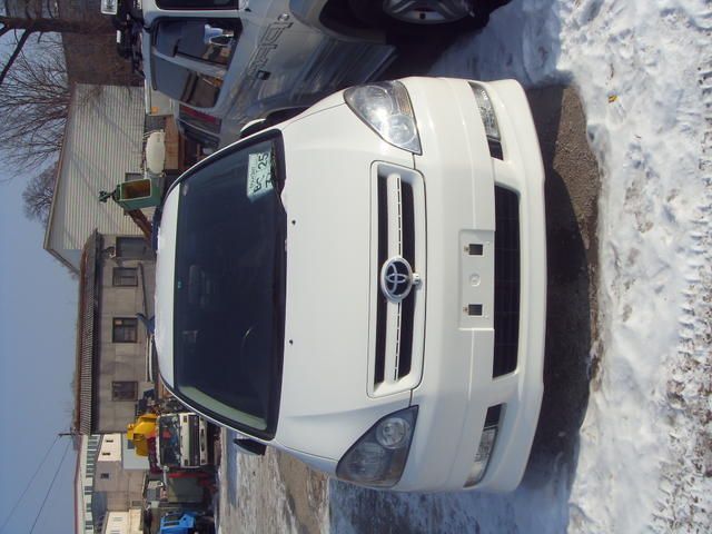 2001 Toyota Ipsum