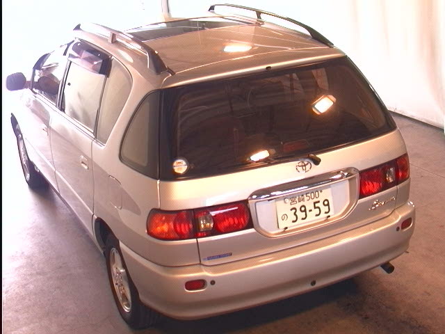 2001 Toyota Ipsum Pics