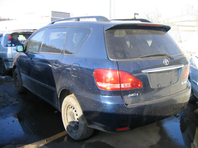 2001 Toyota Ipsum Pictures