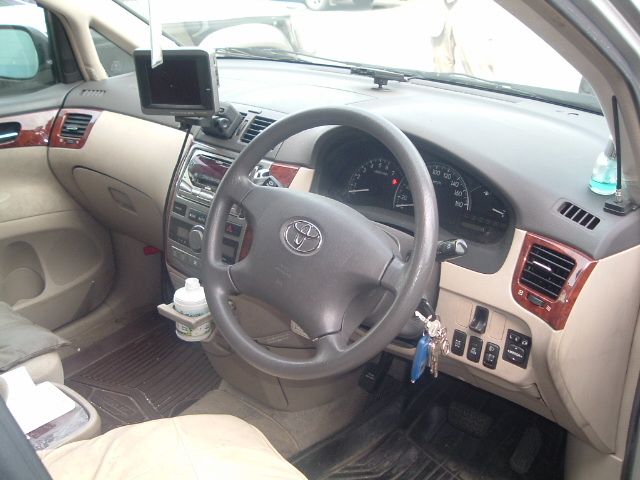 2001 Toyota Ipsum For Sale