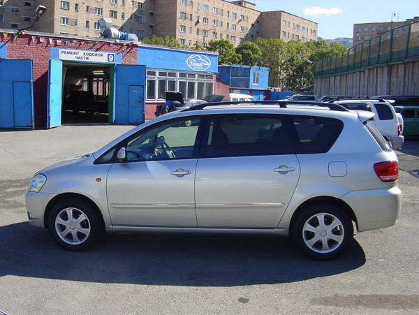 2001 Toyota Ipsum For Sale
