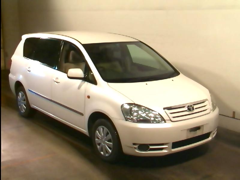 2001 Toyota Ipsum For Sale