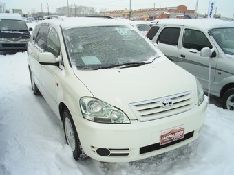 2001 Toyota Ipsum