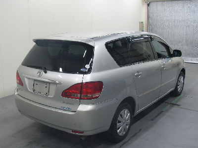 2001 Toyota Ipsum Images