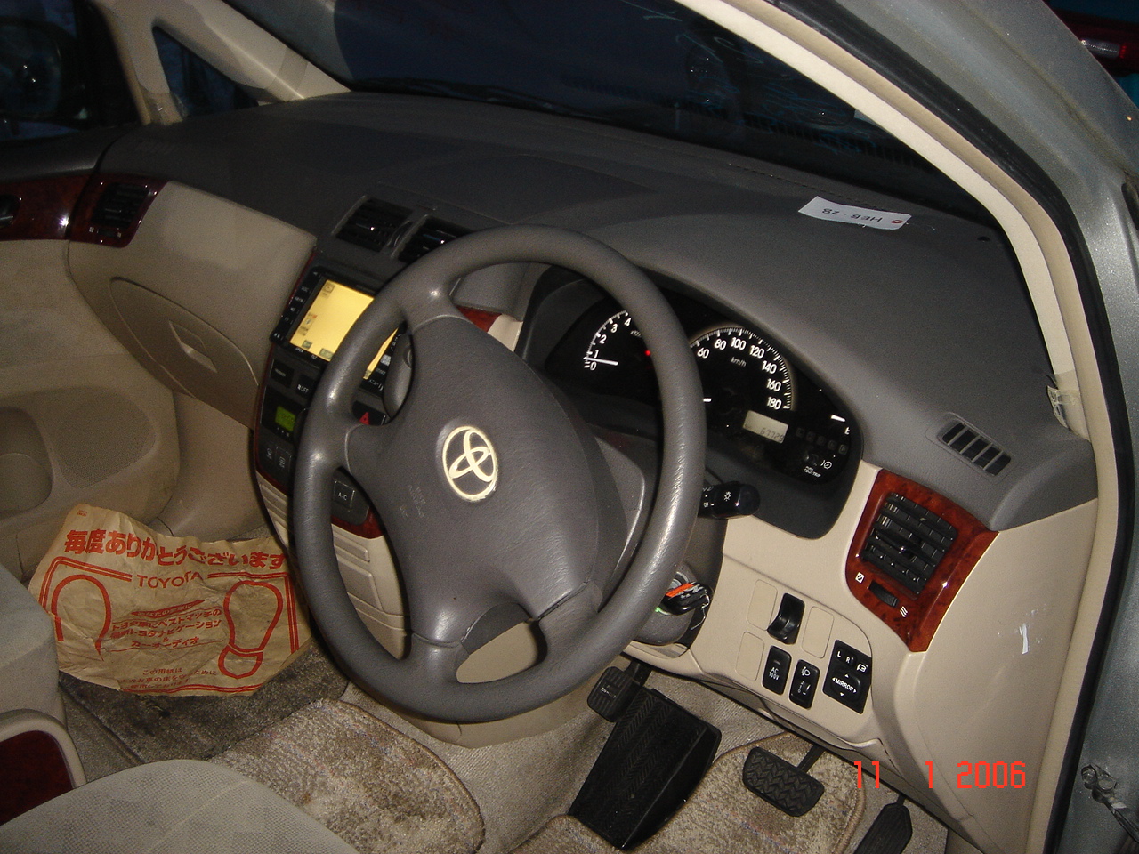 2001 Toyota Ipsum Pics