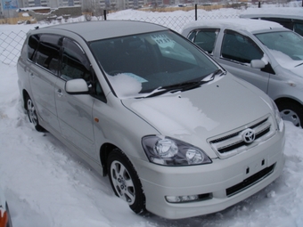 2001 Toyota Ipsum