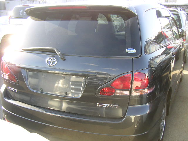 2001 Toyota Ipsum Pictures