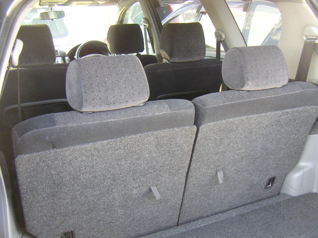 2001 Toyota Ipsum Pictures