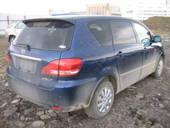 2001 Toyota Ipsum Pictures