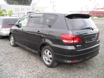 2001 Toyota Ipsum Pics
