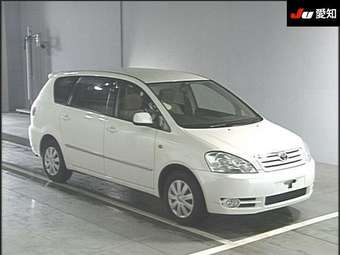 2001 Toyota Ipsum For Sale