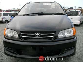 2001 Toyota Ipsum Pictures