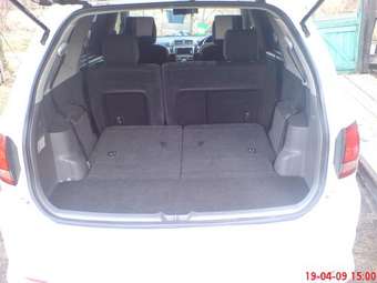 2001 Toyota Ipsum Pictures