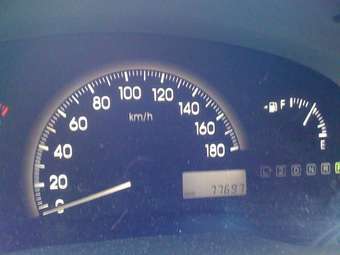 2001 Toyota Ipsum Pictures