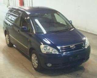 2001 Toyota Ipsum Photos