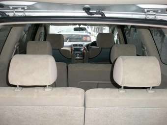 2001 Toyota Ipsum Images