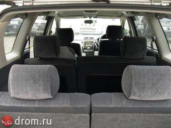 2001 Toyota Ipsum Pictures