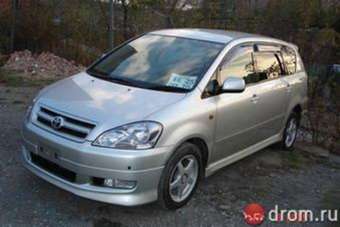 2001 Toyota Ipsum Photos