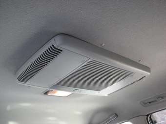 2001 Toyota Ipsum Pictures