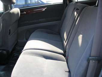 2001 Toyota Ipsum Pictures
