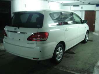 2001 Toyota Ipsum For Sale