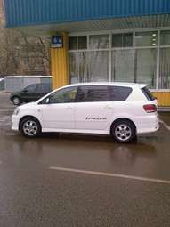 2001 Toyota Ipsum Pics