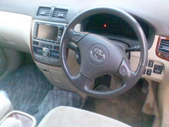 2001 Toyota Ipsum For Sale