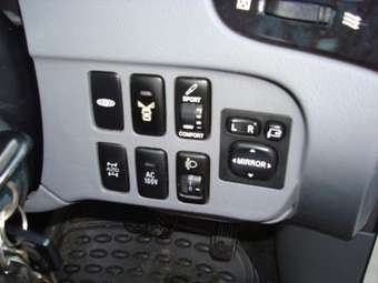 2001 Toyota Ipsum Pictures