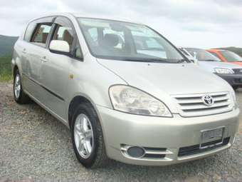 2001 Toyota Ipsum For Sale