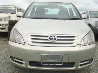 2001 Toyota Ipsum Images