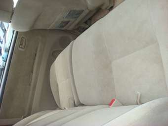 2001 Toyota Ipsum Photos