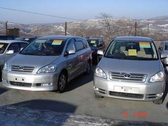 2002 Toyota Ipsum