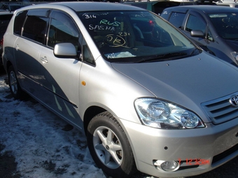 2002 Toyota Ipsum