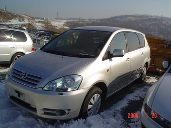 2002 Toyota Ipsum