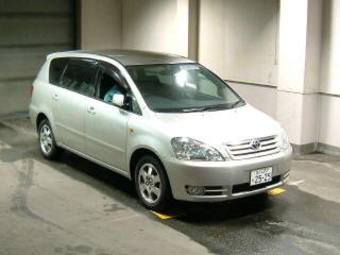 2002 Toyota Ipsum