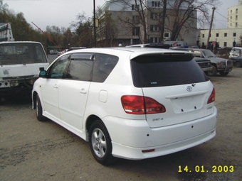 2002 Toyota Ipsum