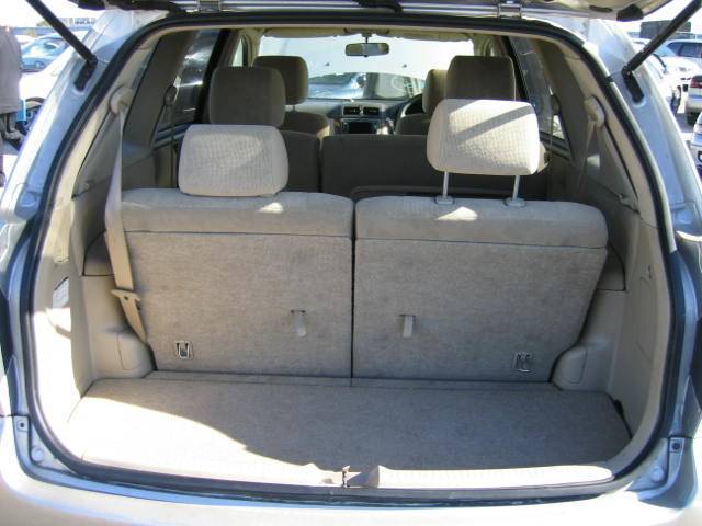 2002 Toyota Ipsum