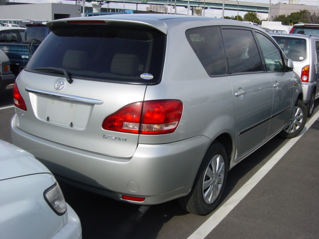 2002 Toyota Ipsum