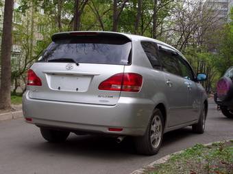 Toyota Ipsum