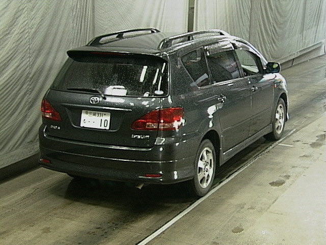 2002 Toyota Ipsum