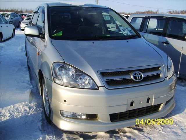 2002 Toyota Ipsum