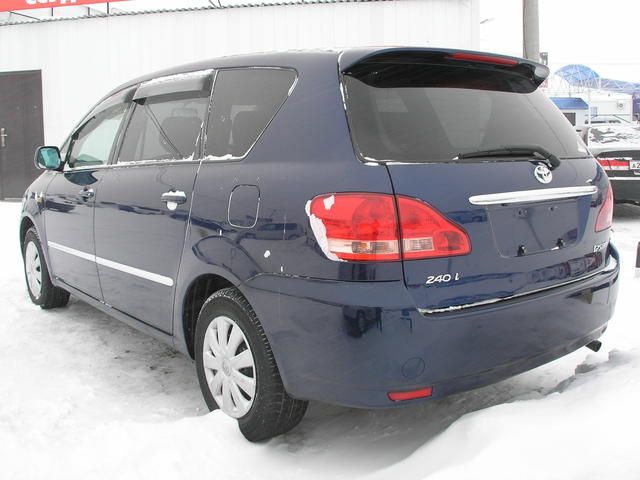 2002 Toyota Ipsum