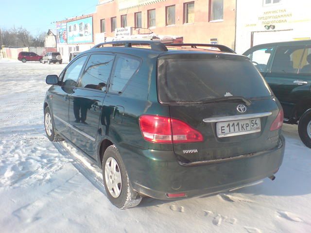 2002 Toyota Ipsum