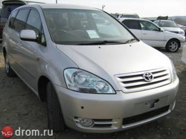 2002 Toyota Ipsum