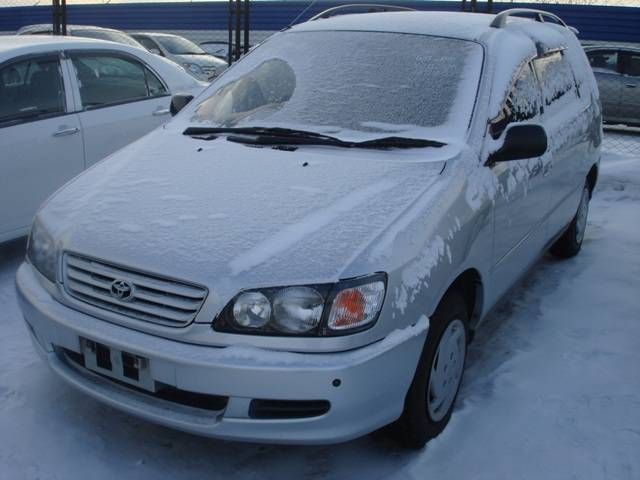 2002 Toyota Ipsum