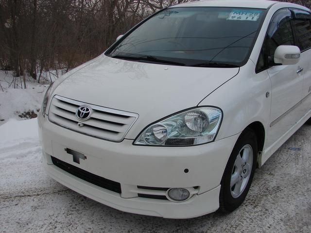 2002 Toyota Ipsum